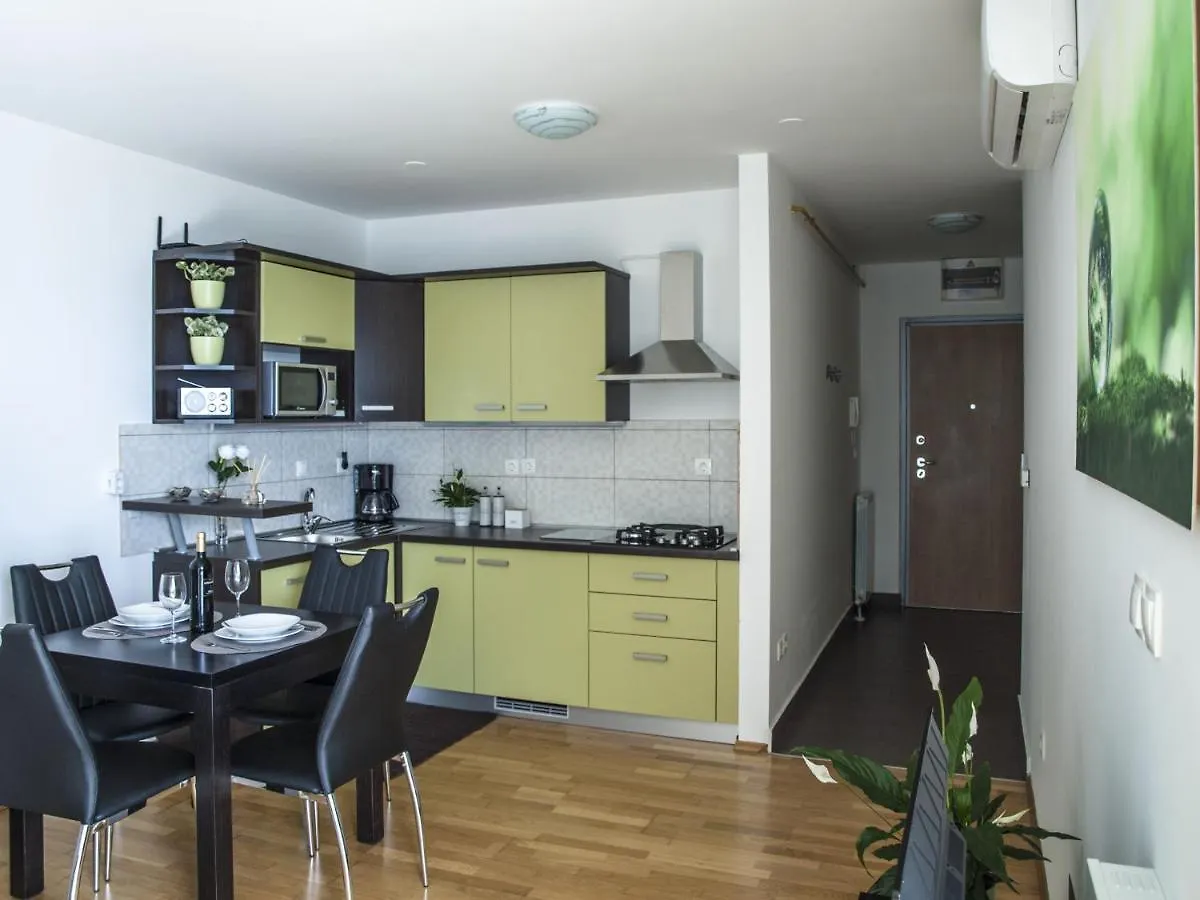 Apartman Lovor Apartment Rijeka Croatia